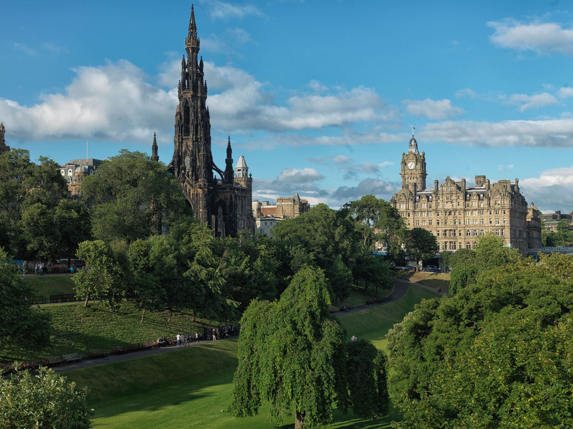 The Balmoral Hotel Edinburgh Exterior & Clocktower
